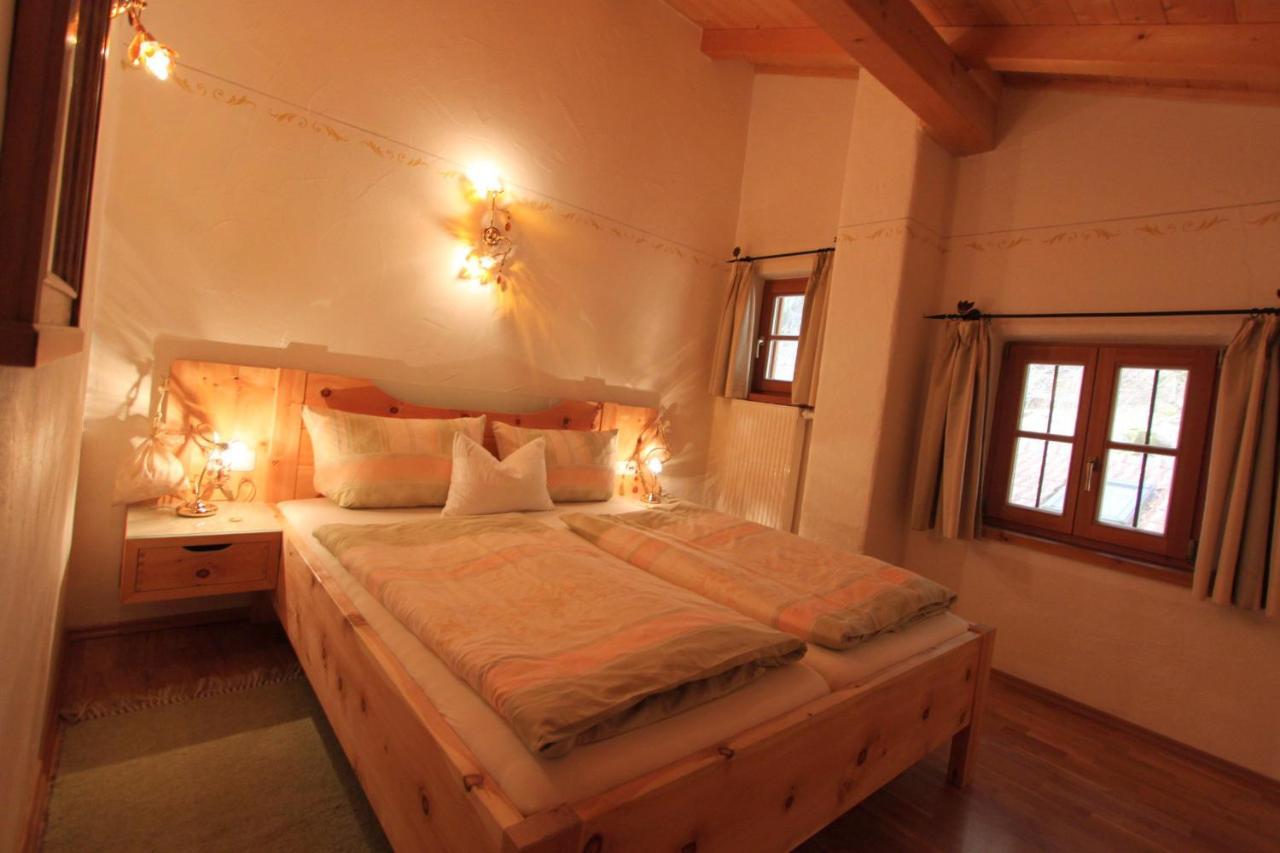 Ferienwohnungen Haus Waldwinkel اسخو ام شيمغاو المظهر الخارجي الصورة