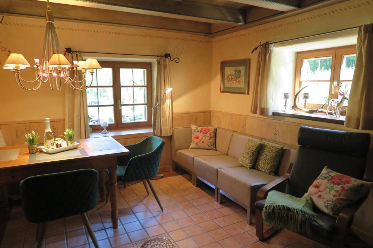 Ferienwohnungen Haus Waldwinkel اسخو ام شيمغاو المظهر الخارجي الصورة